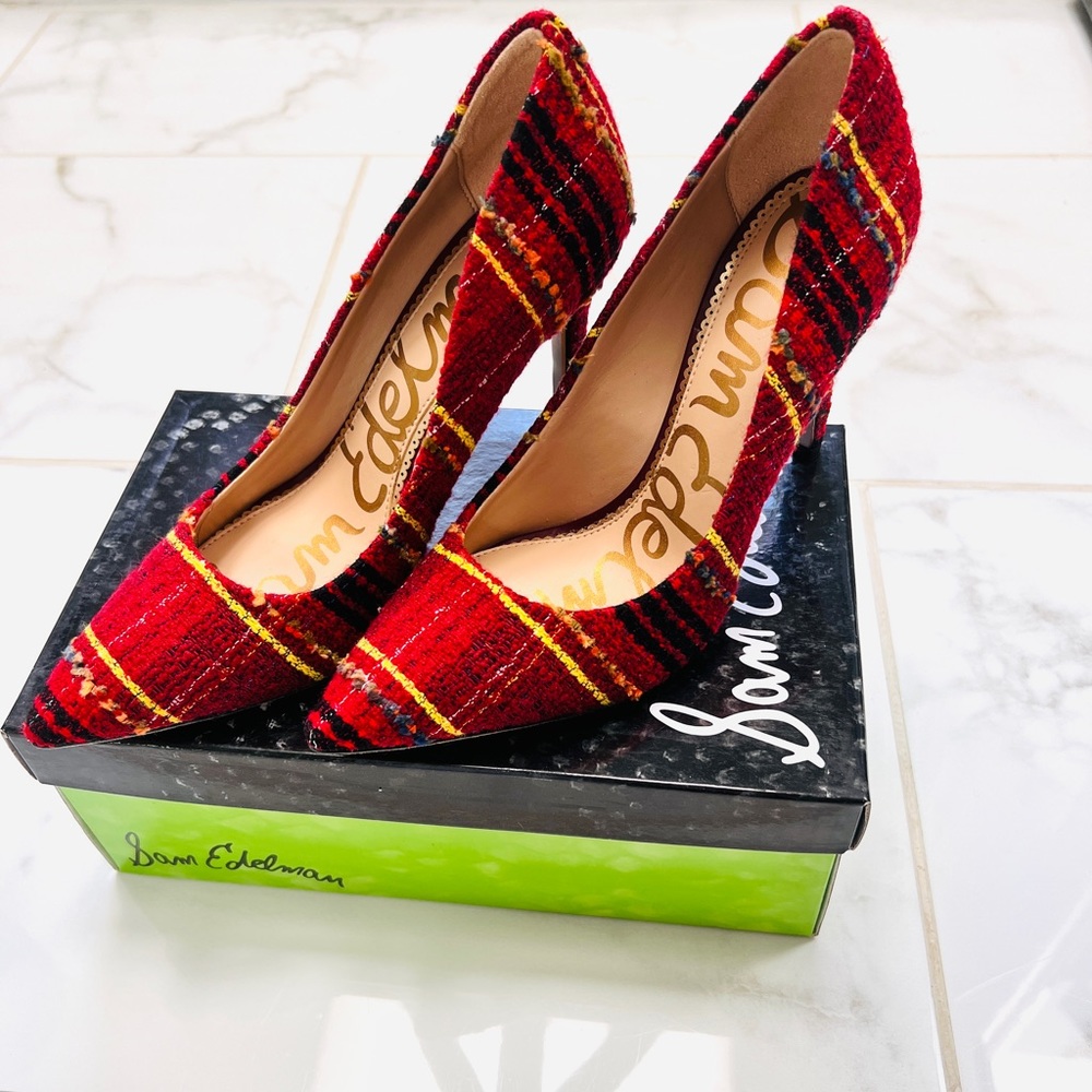 NWT Heels 6.5